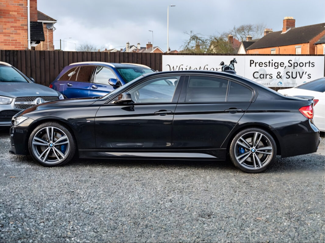 BMW 3 SERIES F30 GLOSS BLACK QUAD EXHAUST DIFFUSER
